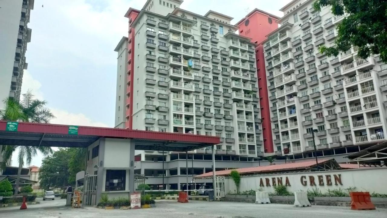 Apartment Next To Axiata Arena, Stadium Bukit Jalil Kuala Lumpur Bagian luar foto