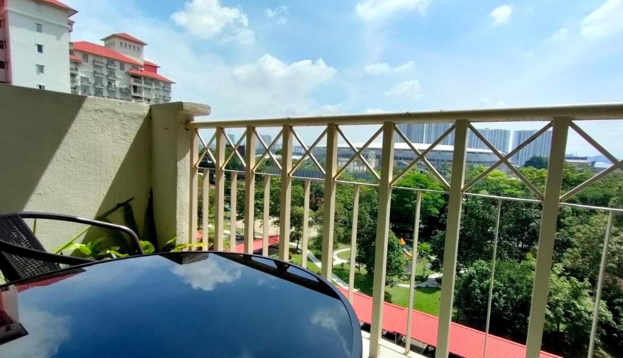 Apartment Next To Axiata Arena, Stadium Bukit Jalil Kuala Lumpur Bagian luar foto